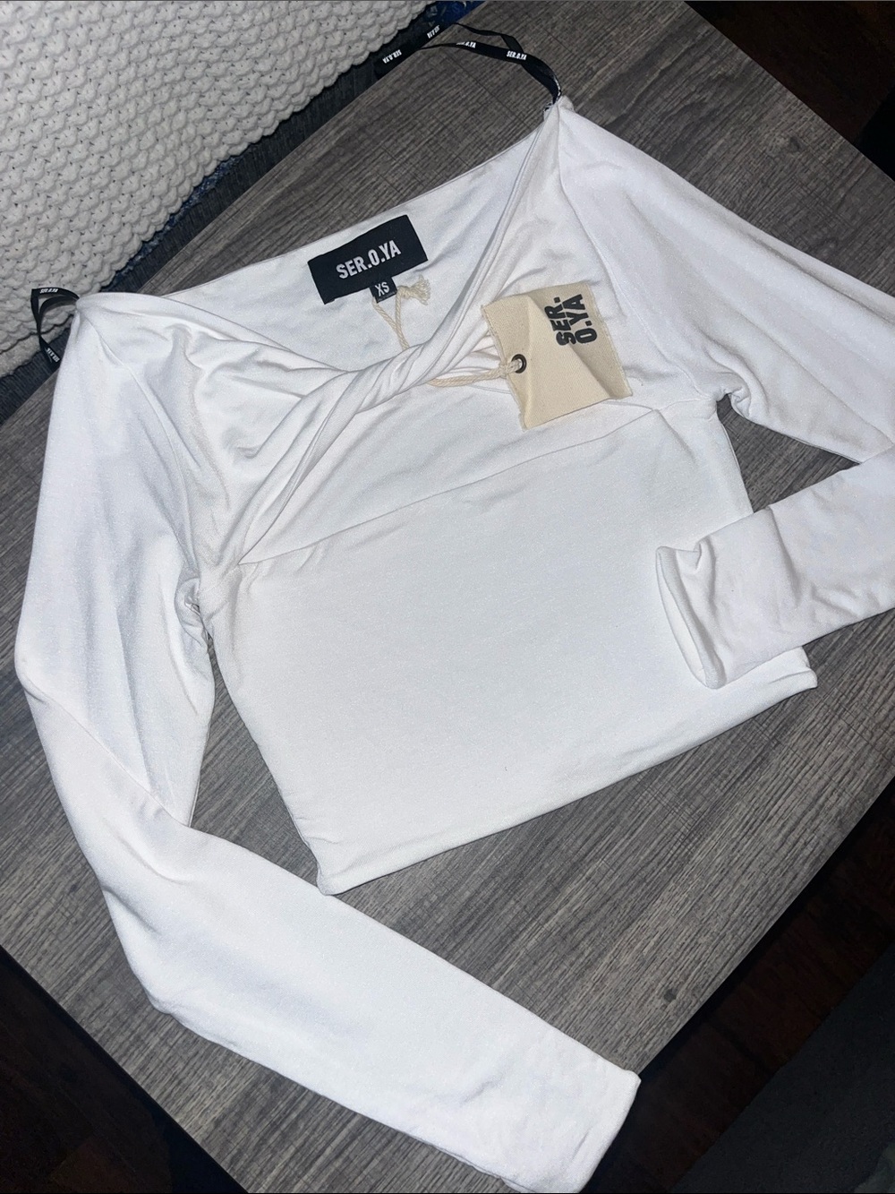 Seroya White Long Sleeve Crop Top